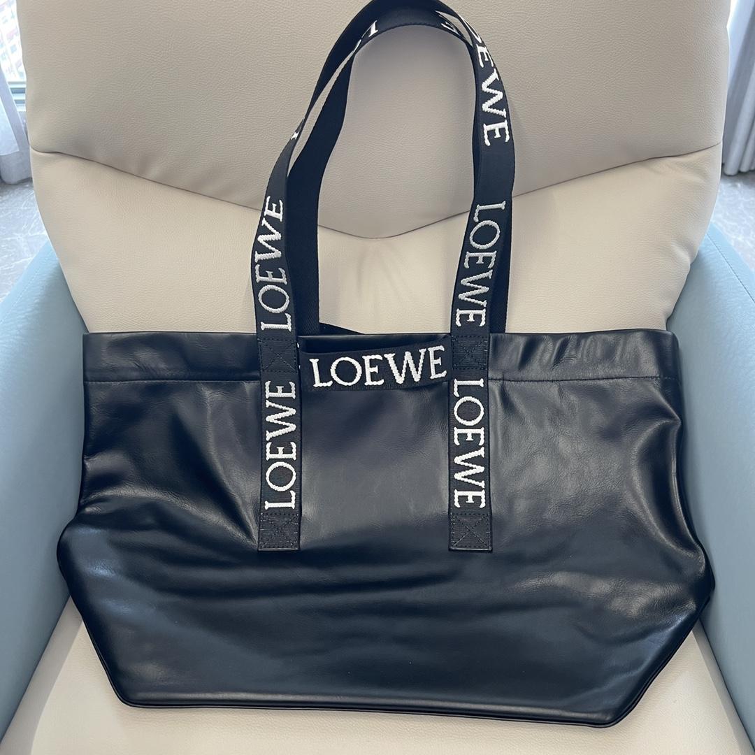 Loewe Fold Shopper In Paper Calfskin - DesignerGu