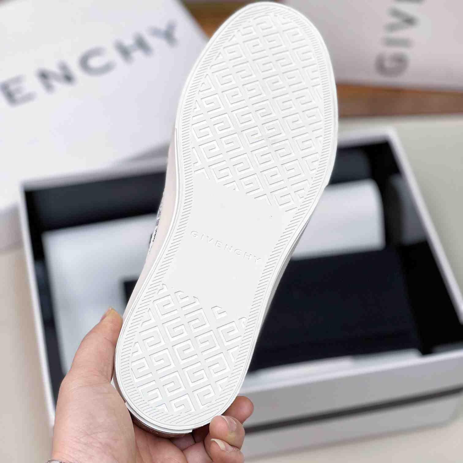 Givenchy Sneakers City In 4G Jacquard - DesignerGu