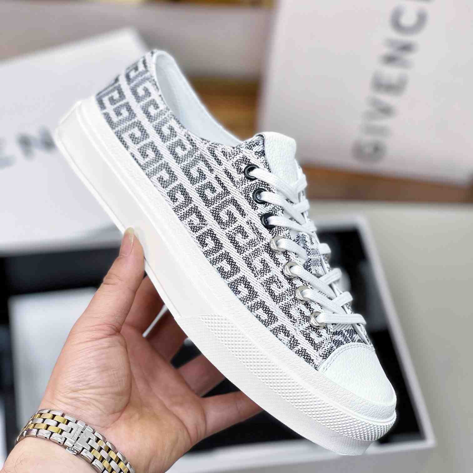 Givenchy Sneakers City In 4G Jacquard - DesignerGu