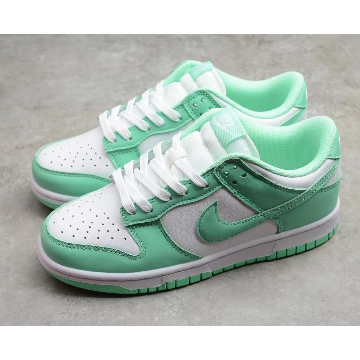 Nike Dunk Low Wmns "Green Glow" DD1503-105 - DesignerGu