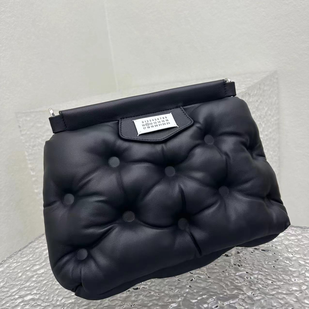 Maison Margiela Glam Slam Classique Medium Shoulder Bag(30-22-10cm) - DesignerGu