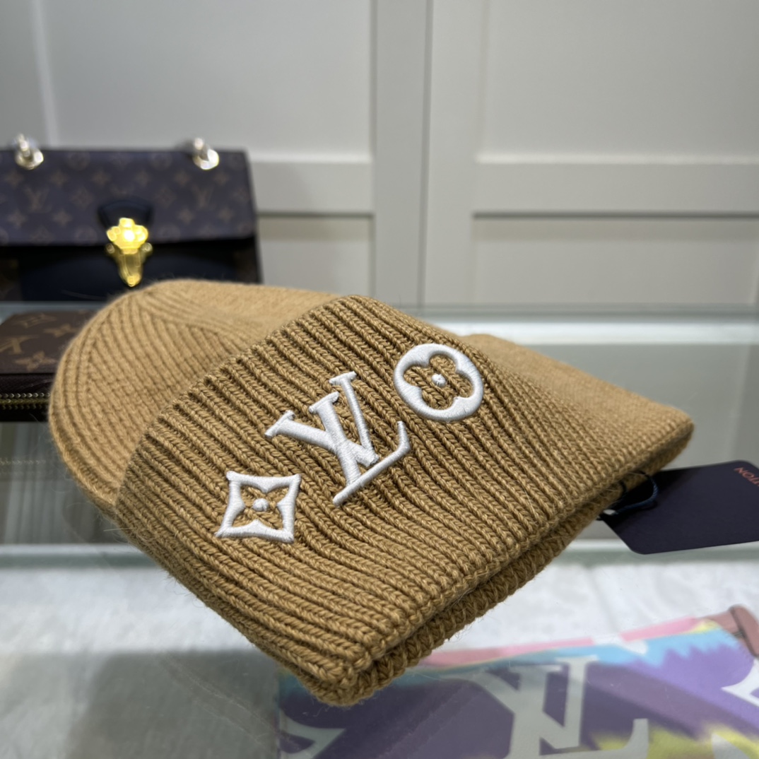 Louis Vuitton LV Headline Beanie    M77871 - DesignerGu