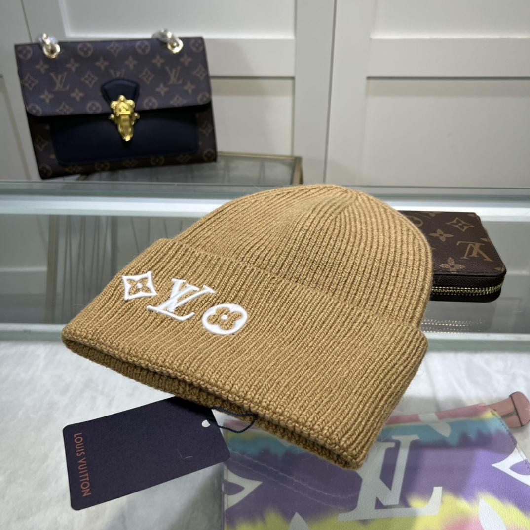 Louis Vuitton LV Headline Beanie    M77871 - DesignerGu