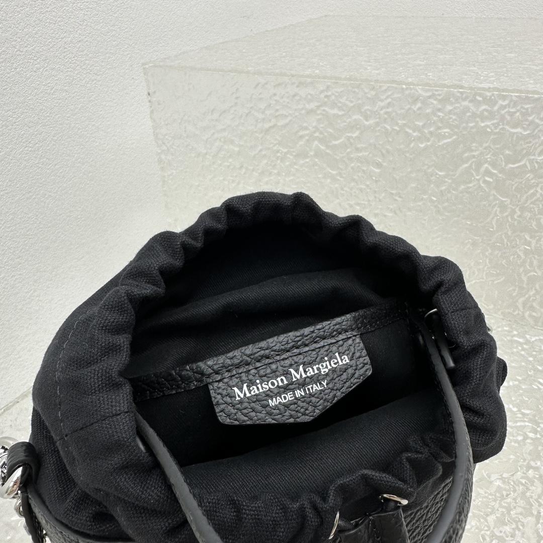 Maison Margiela Women's Bucket Bag(15x23×15cm) - DesignerGu