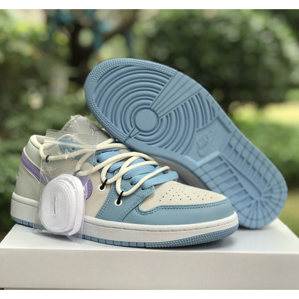 Air Jordan 1 Low Sneaker       DC0774-050  - DesignerGu