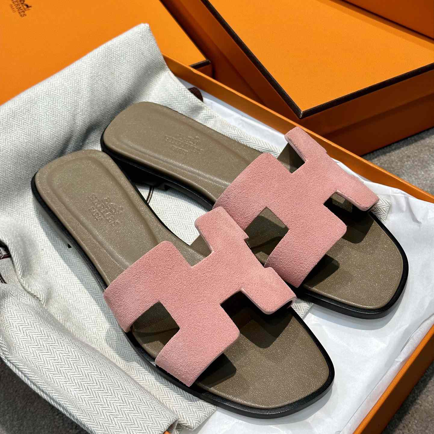 Hermes Oran Sandal - DesignerGu