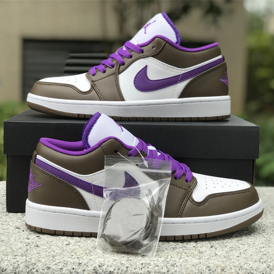 Air Jordan 1 Low Sneaker   553558-215 - DesignerGu