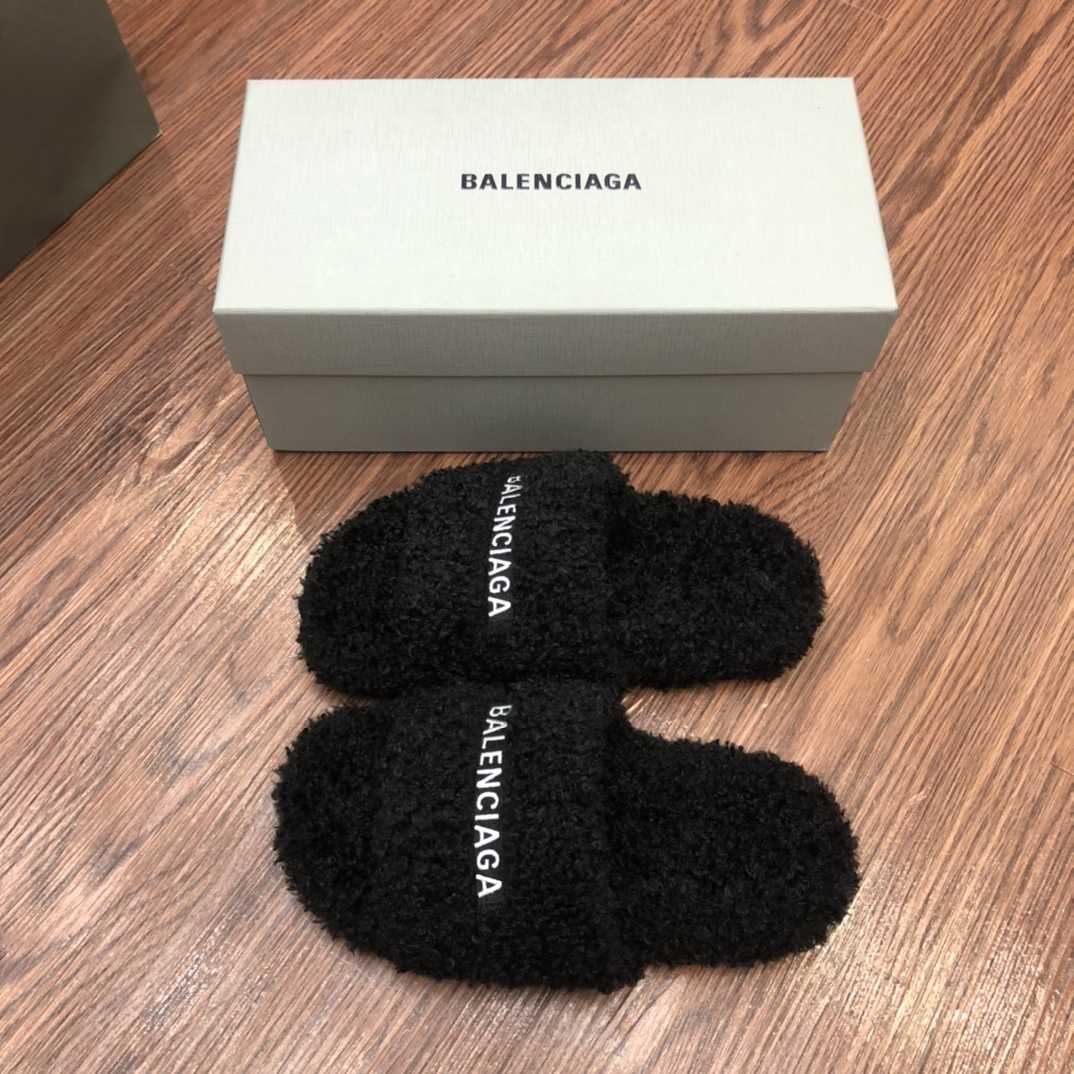 Balenciaga Furry Slide Sandal - DesignerGu