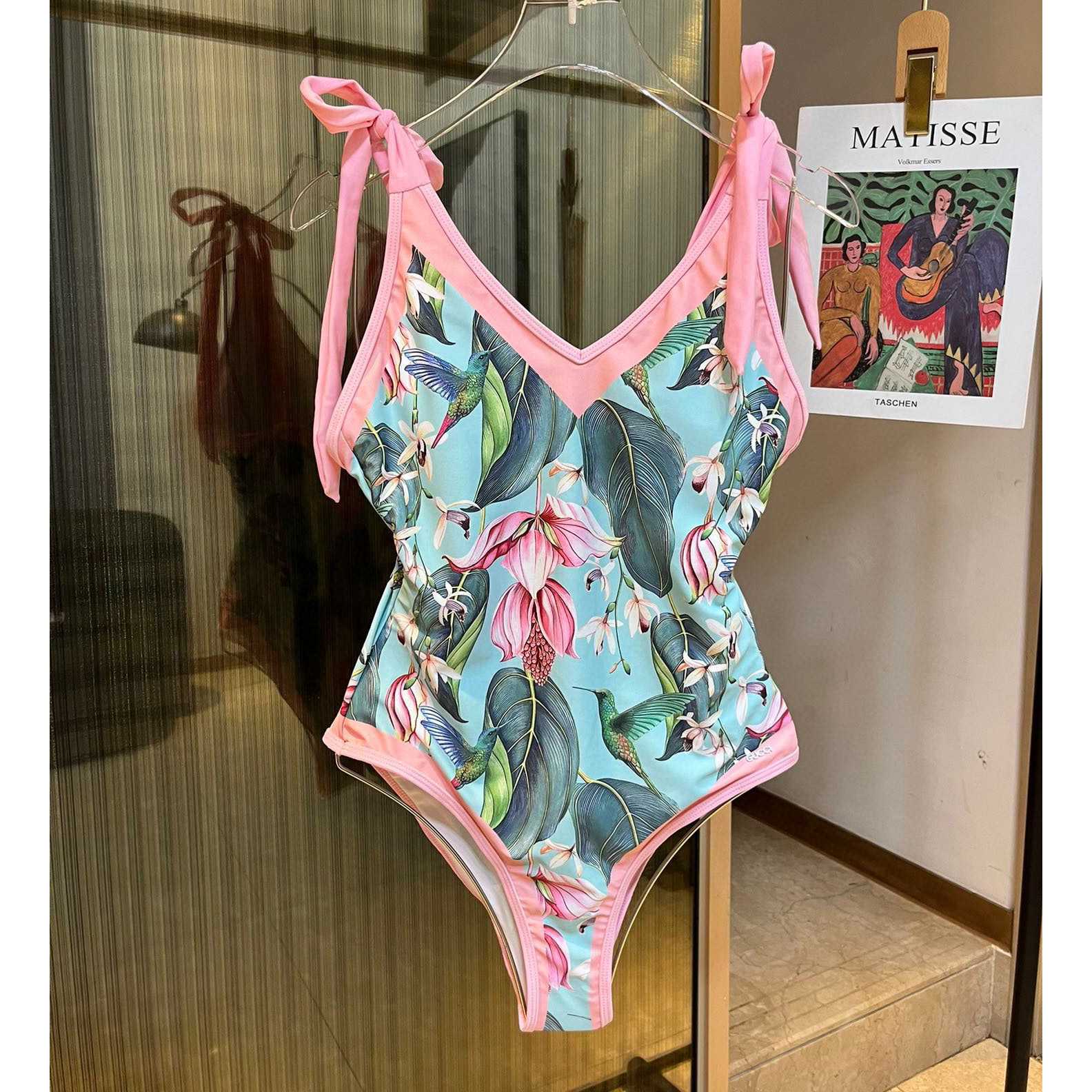 Gucci One-piece Swimsuit - DesignerGu