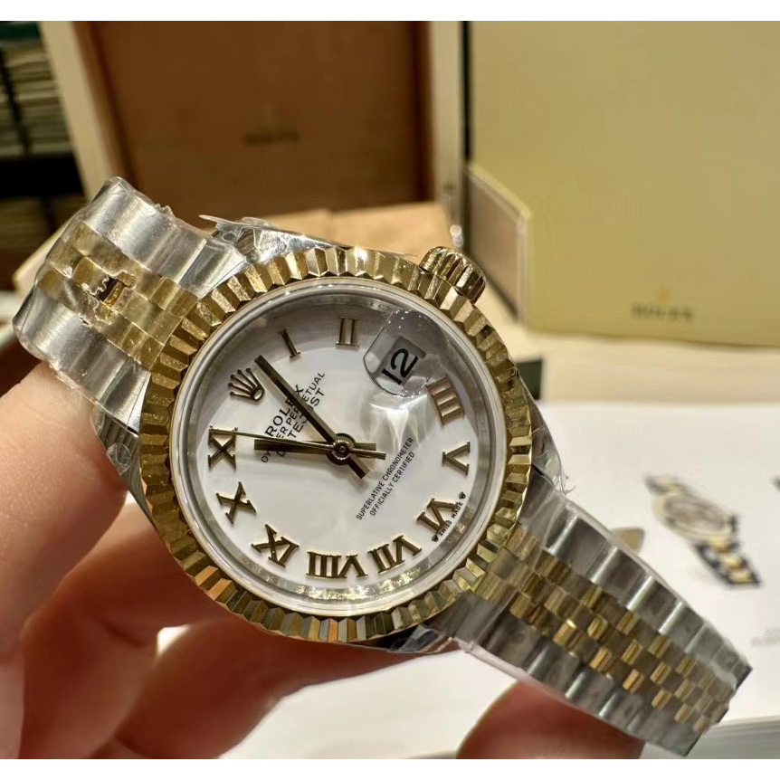 Rolex Lady-Datejust Watch - DesignerGu