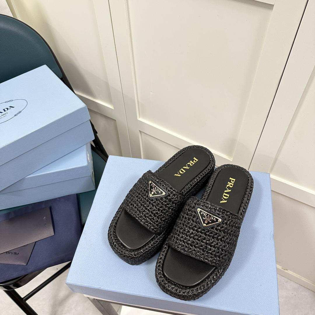 Prada Crochet Flatform Slides - DesignerGu