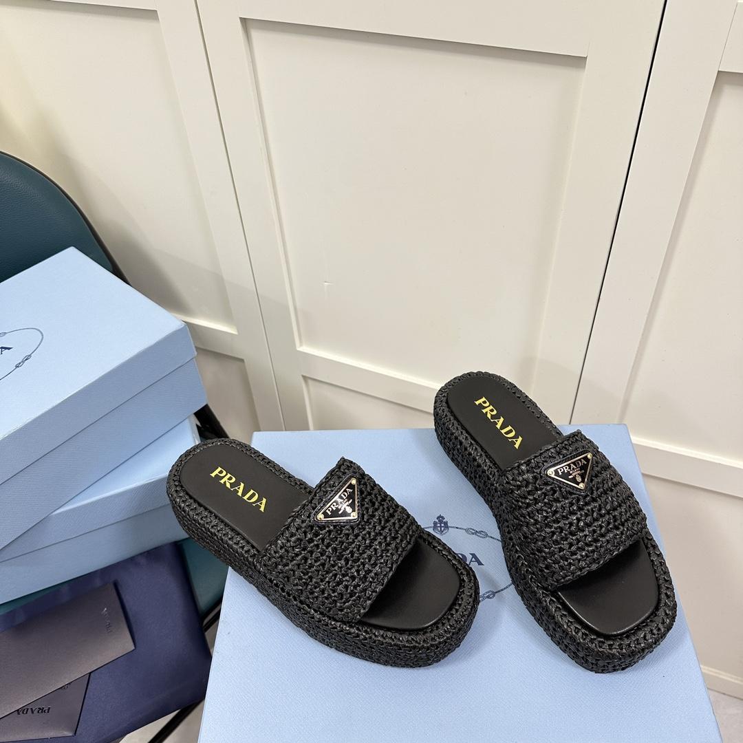 Prada Crochet Flatform Slides - DesignerGu