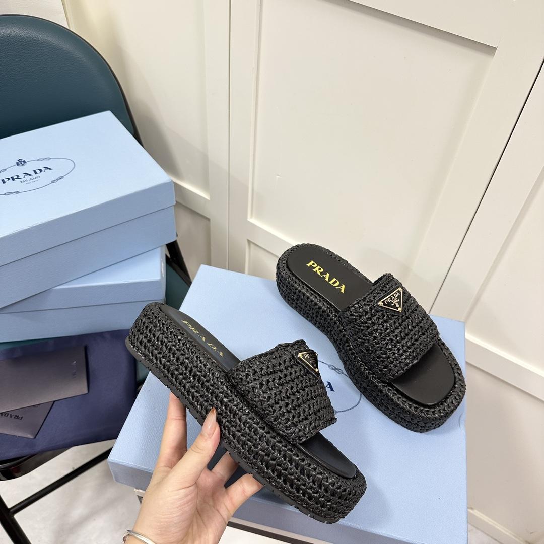 Prada Crochet Flatform Slides - DesignerGu