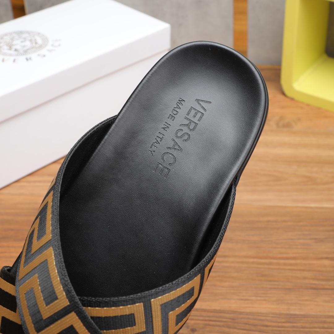 Versace Logo-print Open-toe Slides - DesignerGu