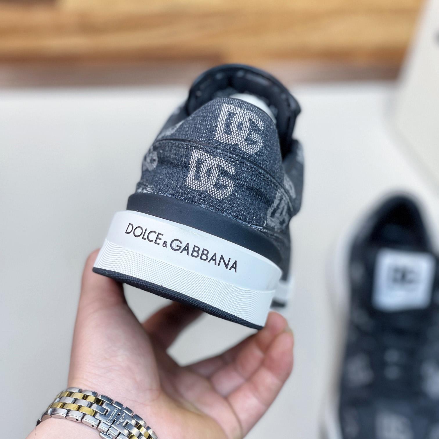 Dolce & Gabbana New Roma Sneakers With Denim Logo - DesignerGu