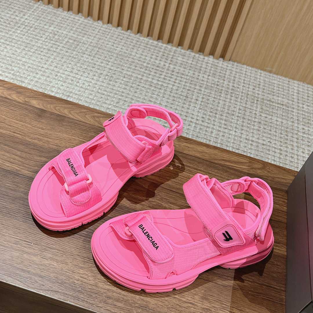 Balenciaga Women's Tourist Sandal In Pink - DesignerGu