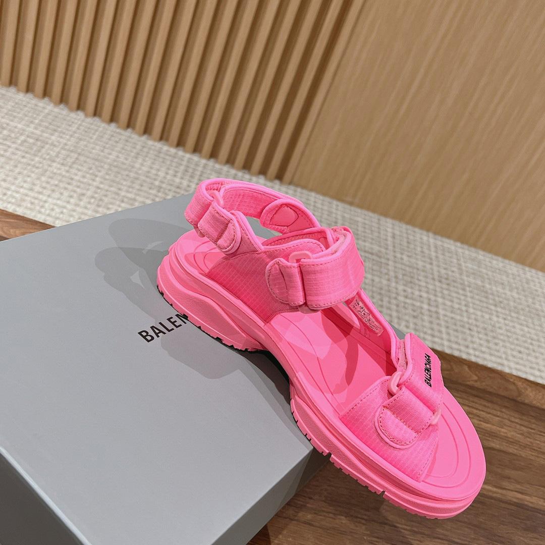 Balenciaga Women's Tourist Sandal In Pink - DesignerGu