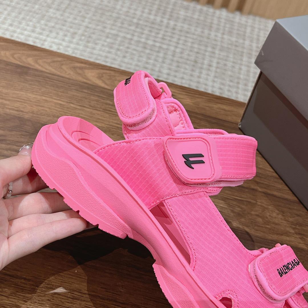 Balenciaga Women's Tourist Sandal In Pink - DesignerGu