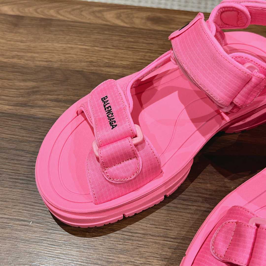 Balenciaga Women's Tourist Sandal In Pink - DesignerGu