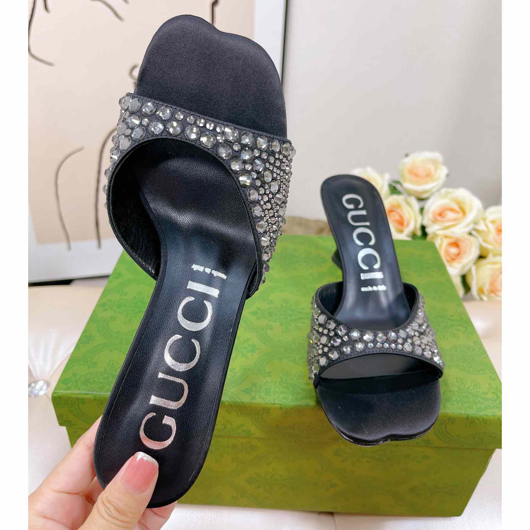 Gucci Women's Slide Sandal With Crystals - DesignerGu