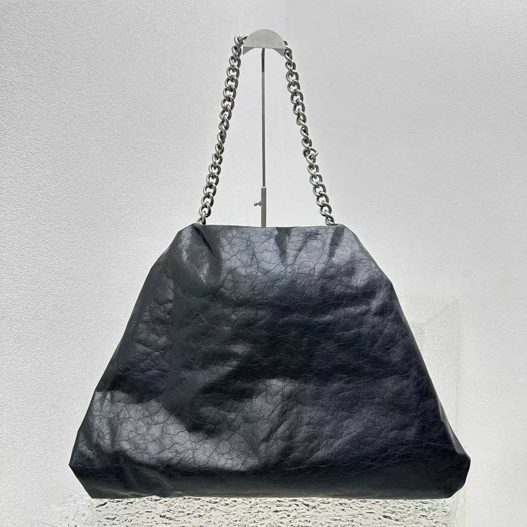 Balenciaga Puffer Large Bag In Black - DesignerGu