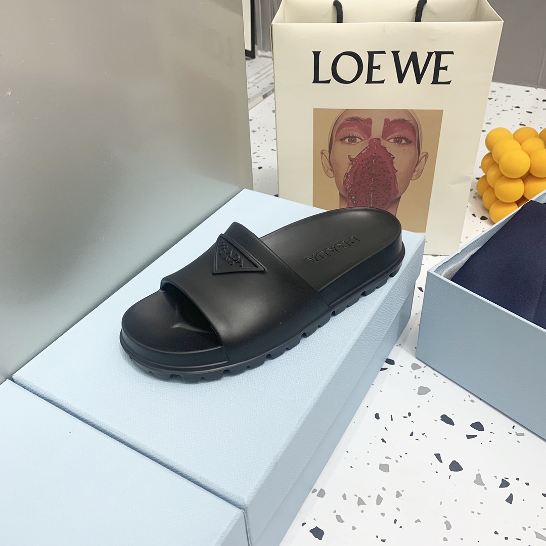 Prada Rubber Sandals  - DesignerGu