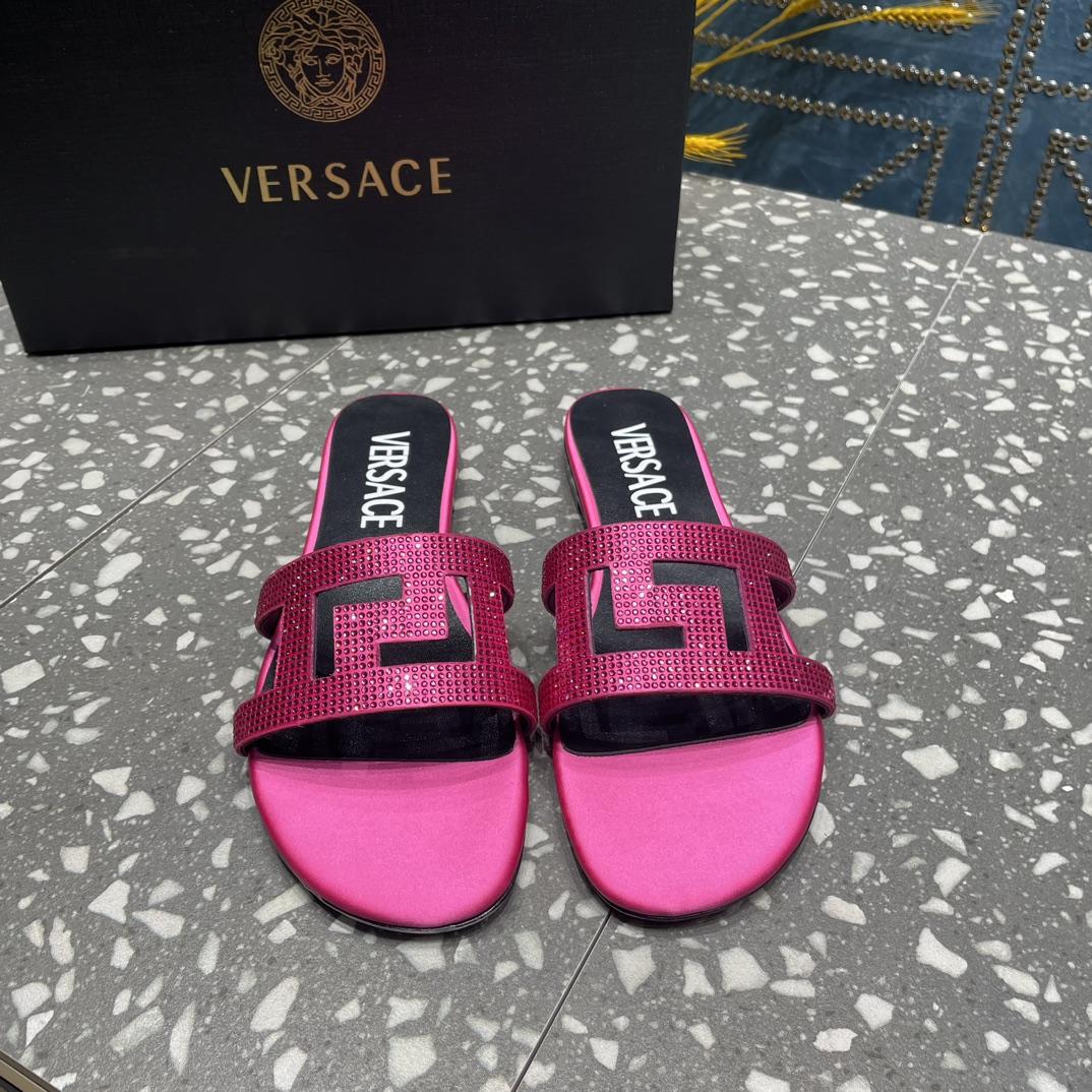 Versace Greca Maze Crystal Flat Sandals - DesignerGu