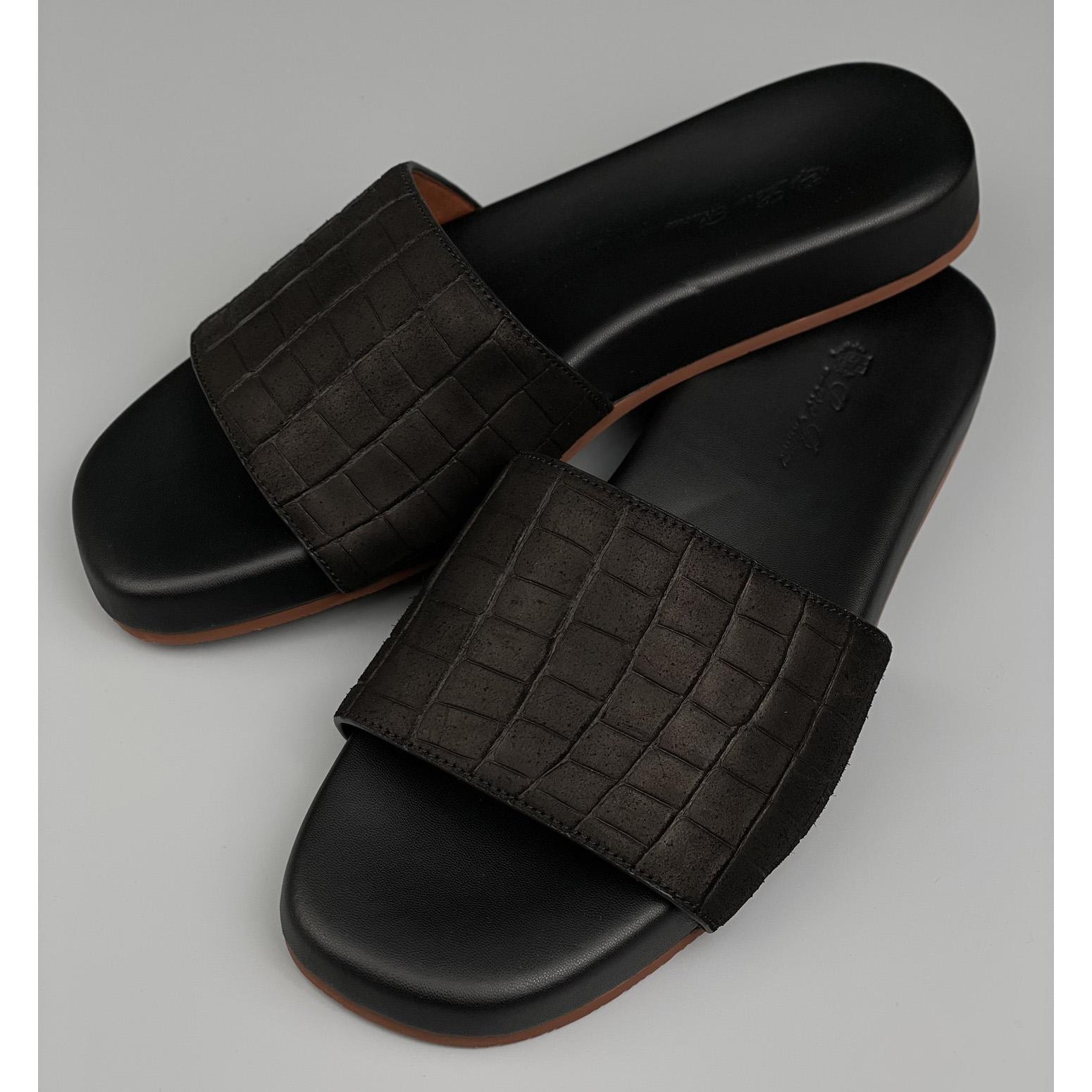 Loro Piana Slide Sandal  - DesignerGu