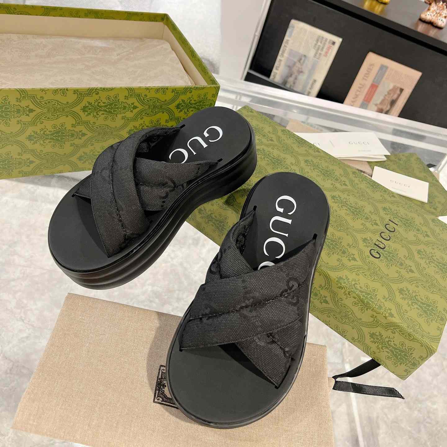 Gucci Women's GG Platform Slide Sandal - DesignerGu