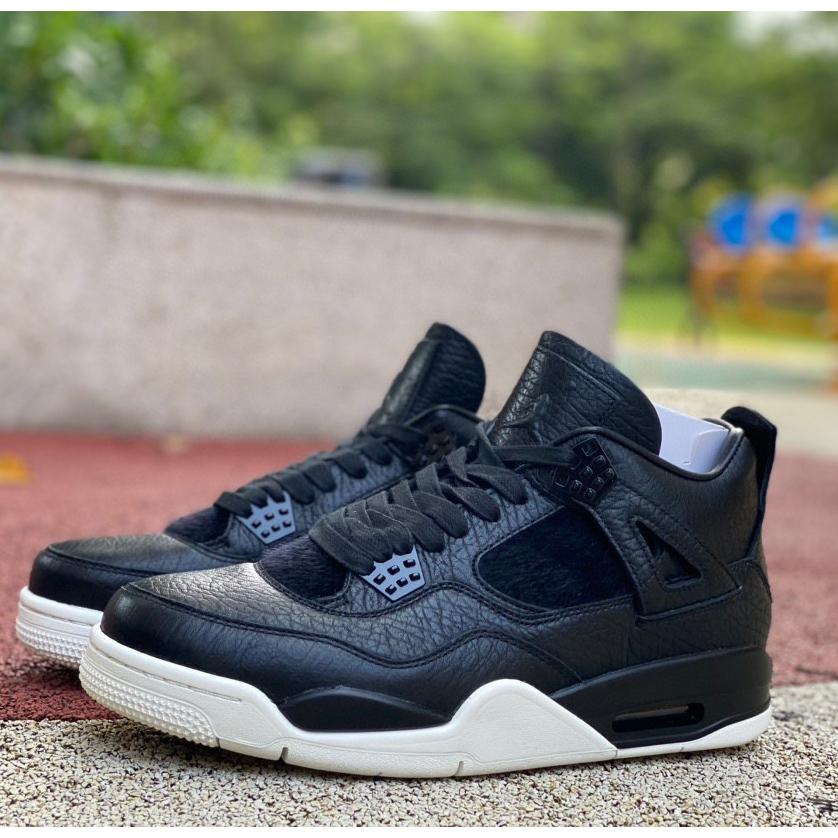 Air Jordan 4 Sneakers       819139-010 - DesignerGu