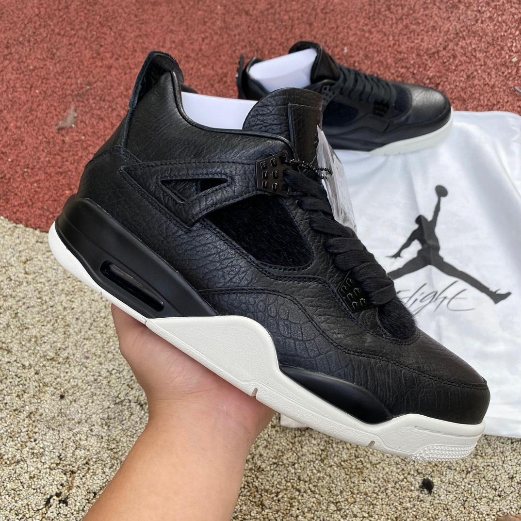 Air Jordan 4 Sneakers       819139-010 - DesignerGu