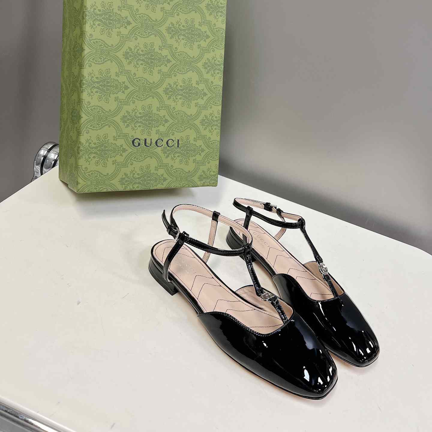 Gucci Women's Double G Ballet Flat - DesignerGu