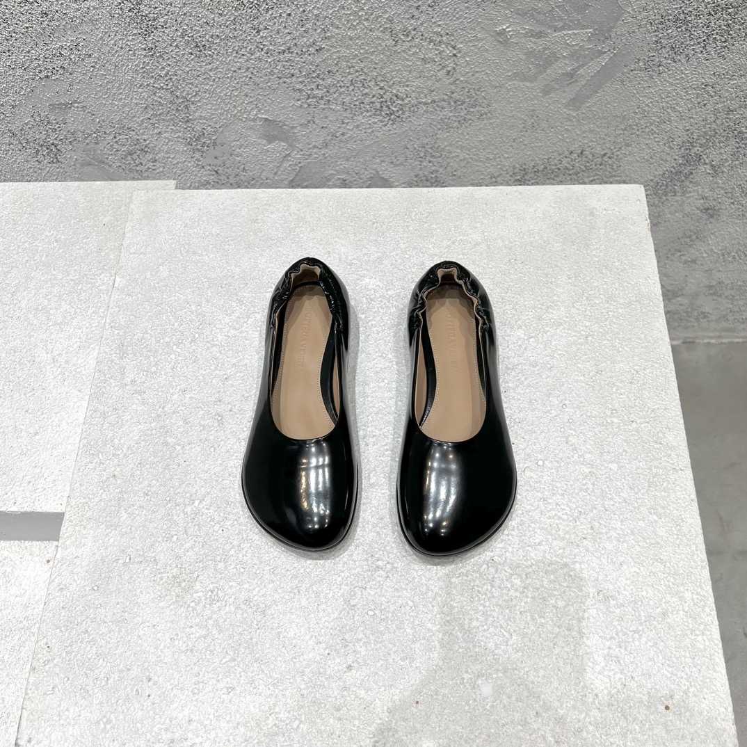 Bottega Veneta Atomic Ballerina Flat - DesignerGu