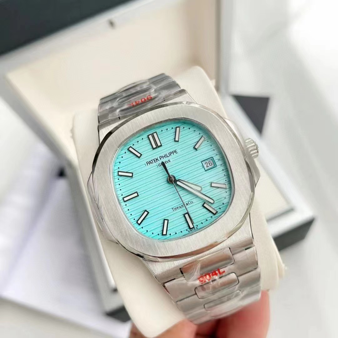 Patek Philippe Nautilus 5711 Tiffany Blue Replica - DesignerGu