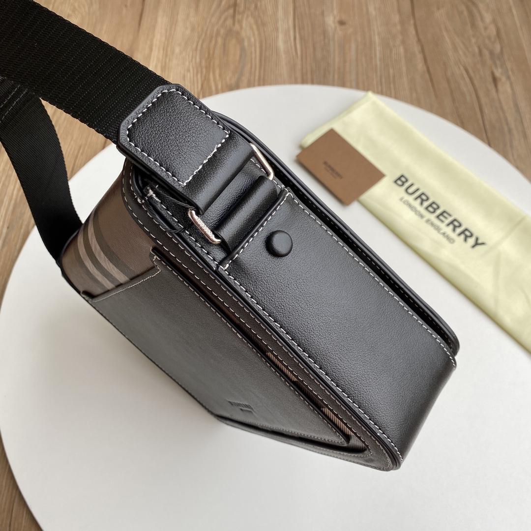 Burberry Small Alfred Messenger Bag - DesignerGu