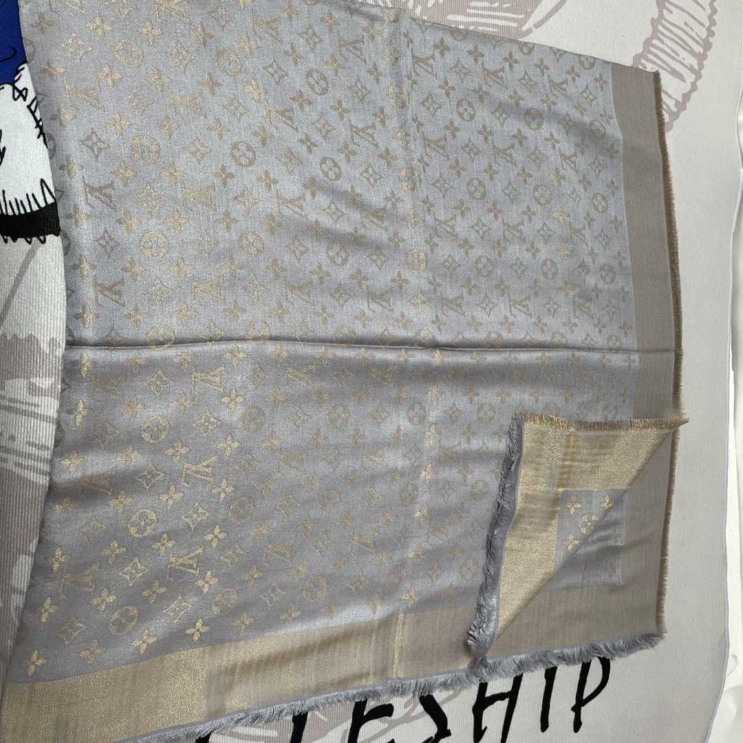 Louis Vuitton Silk Scarf Monogram Shine - DesignerGu