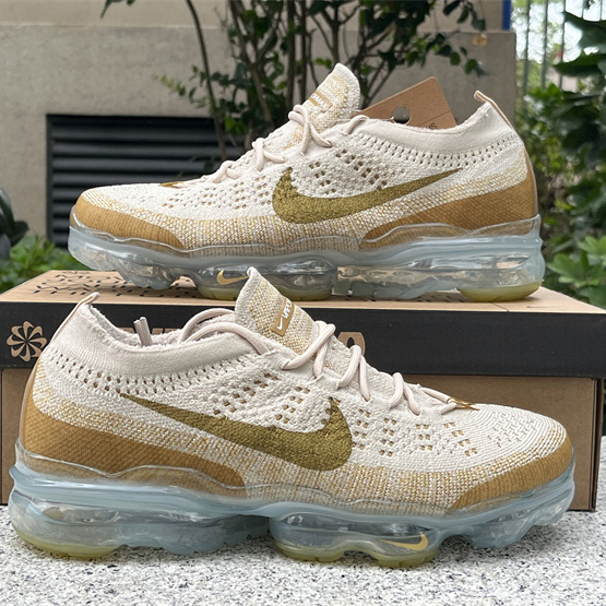 Nike Air VaporMax 2023 Flyknit Sneakers      DV1678-100  - DesignerGu