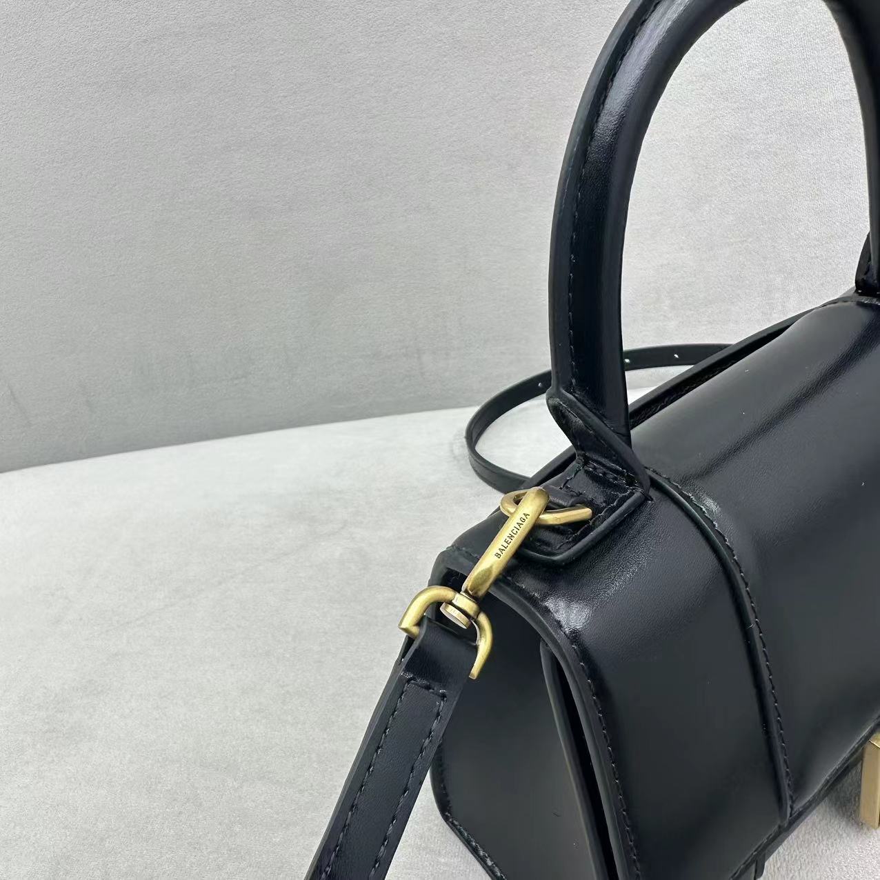 Balenciaga Hourglass Small Handbag In Black (19x8x21cm) - DesignerGu