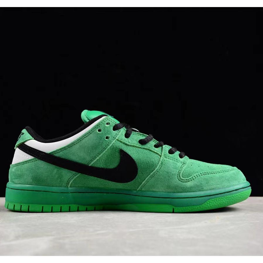 Nike SB Dunk Low Sneakers     FZ8320-400 - DesignerGu