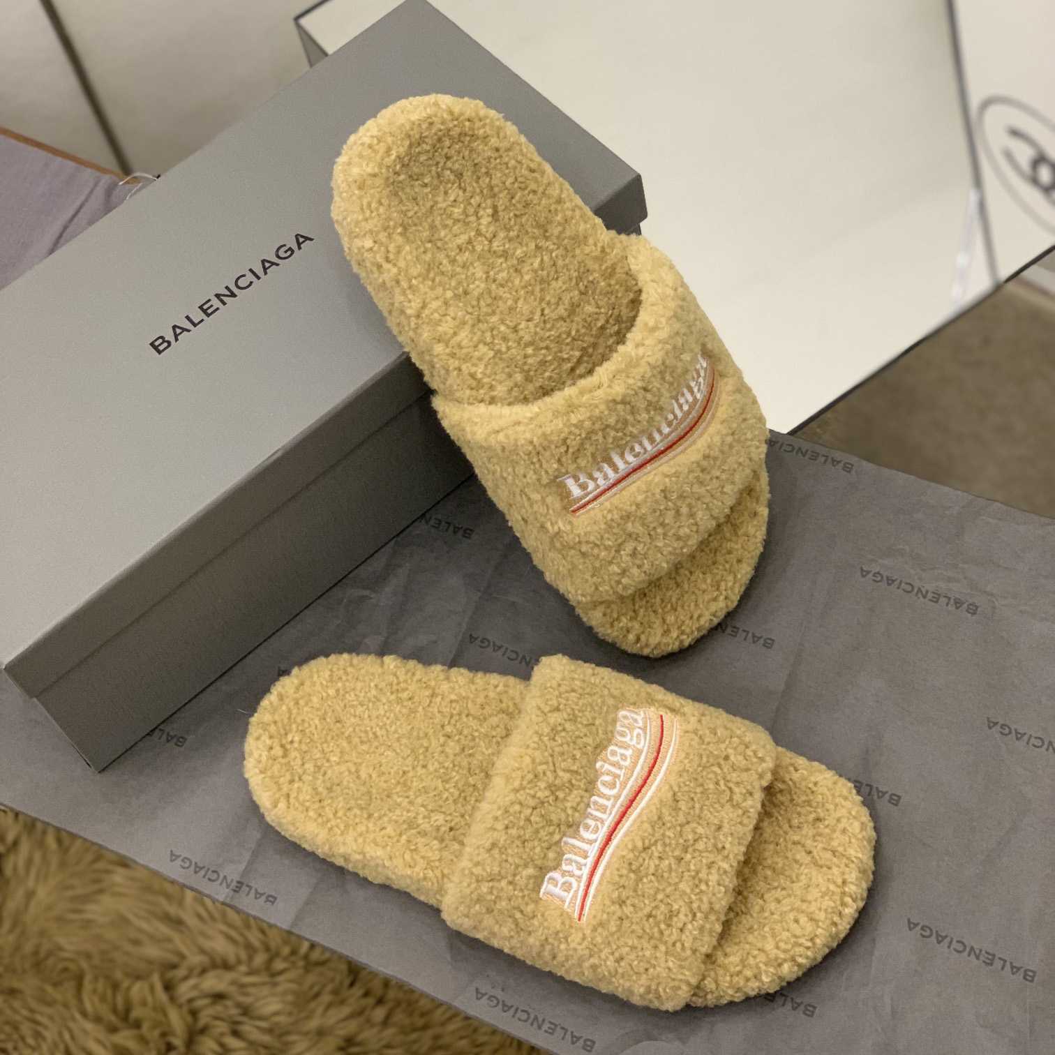 Balenciaga Terry Slide Sandal - DesignerGu