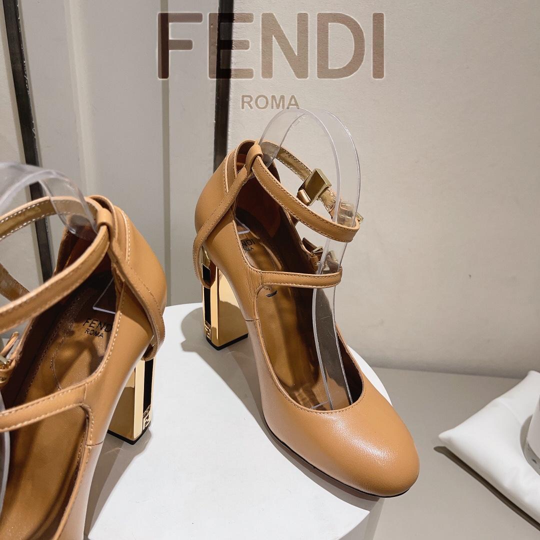 Fendi Delfina Dove Grey Leather High-heeled Court Shoes - DesignerGu