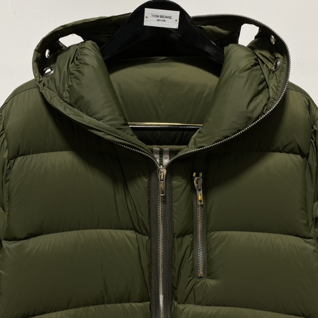 Rick Owens Short Down Jacket - DesignerGu