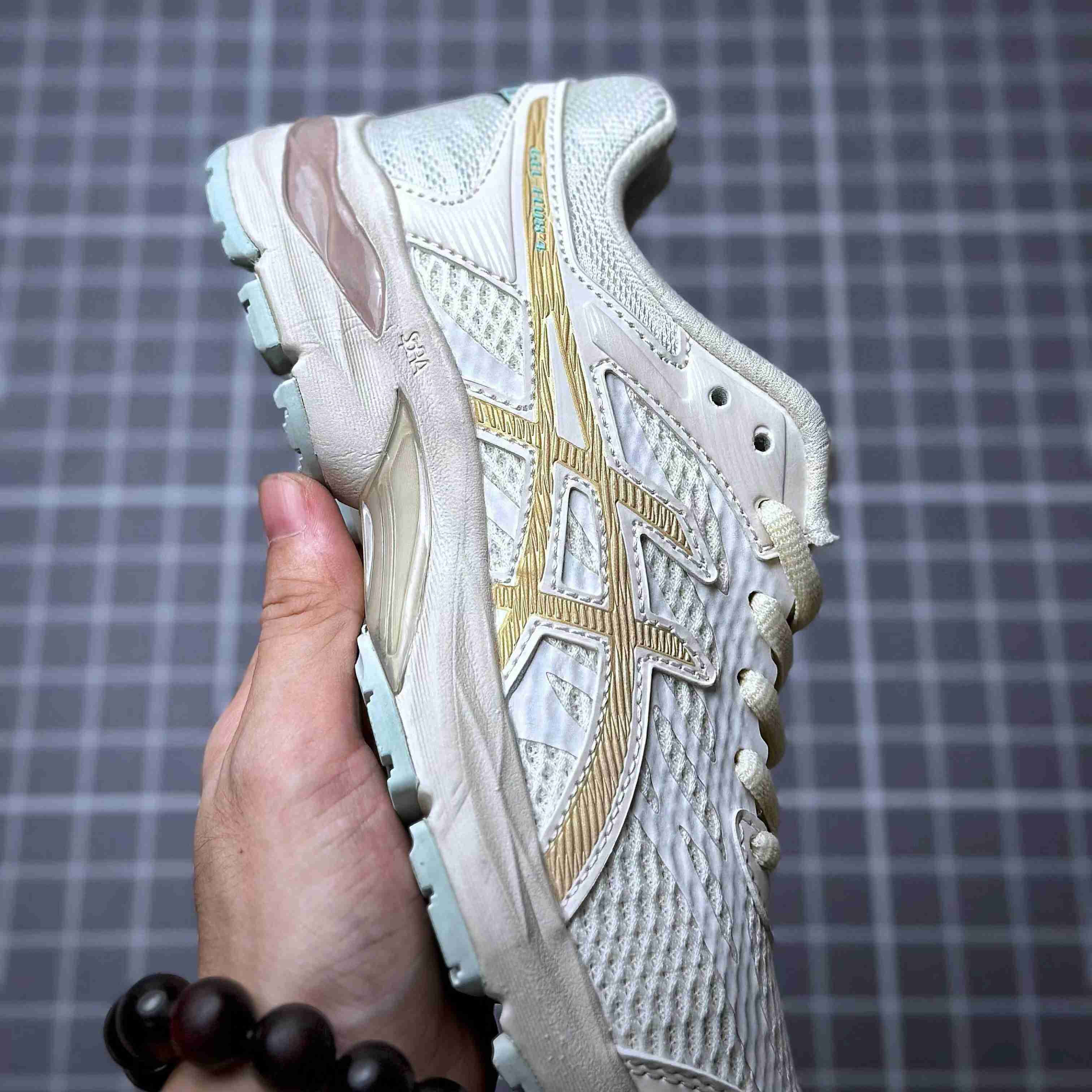 Asics Gel-Flux 4 Sneakers  - DesignerGu