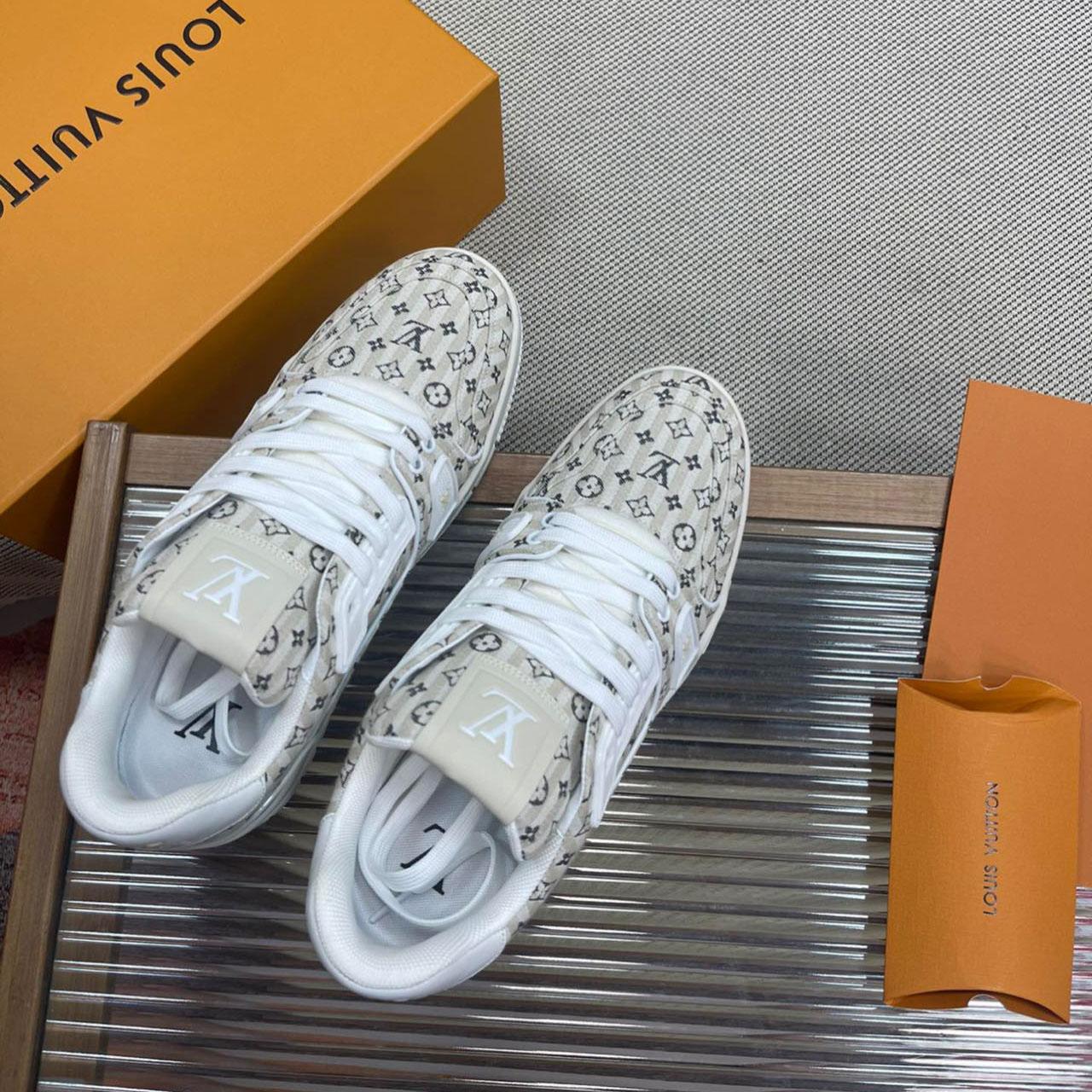 Louis Vuitton LV Trainer Sneaker          - DesignerGu