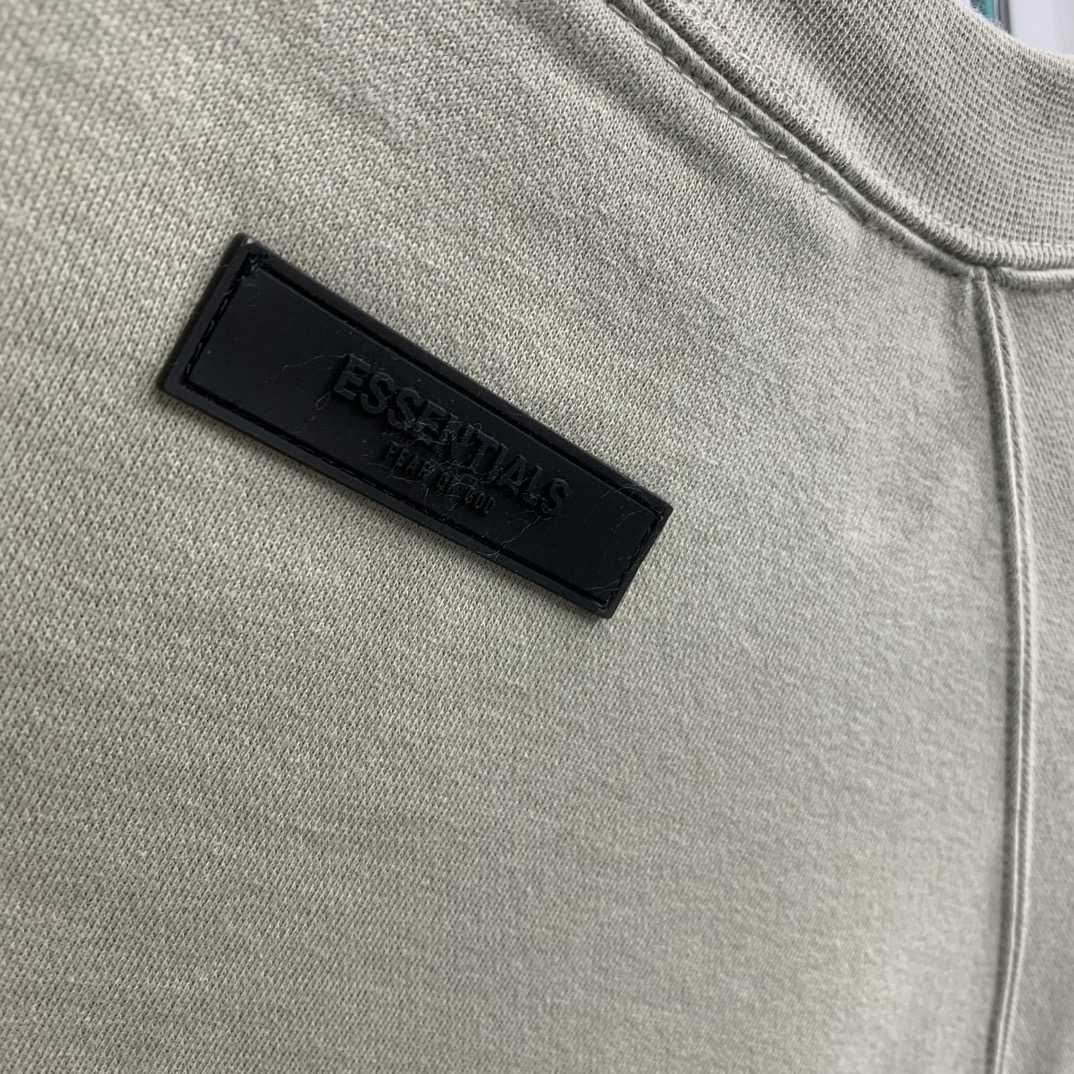 Fear of God Essentials 77 Sweatshirt - DesignerGu