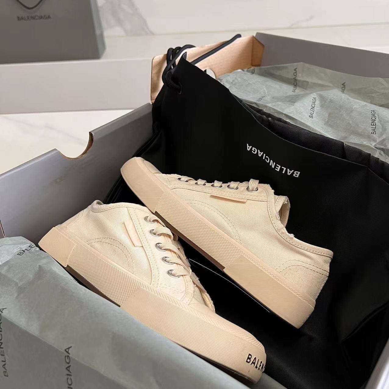 Balenciaga Paris Low Top Sneaker In White  - DesignerGu