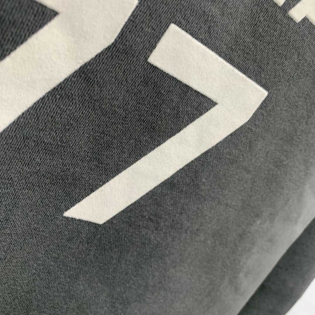 Fear of God Essentials 77 Sweatshirt - DesignerGu