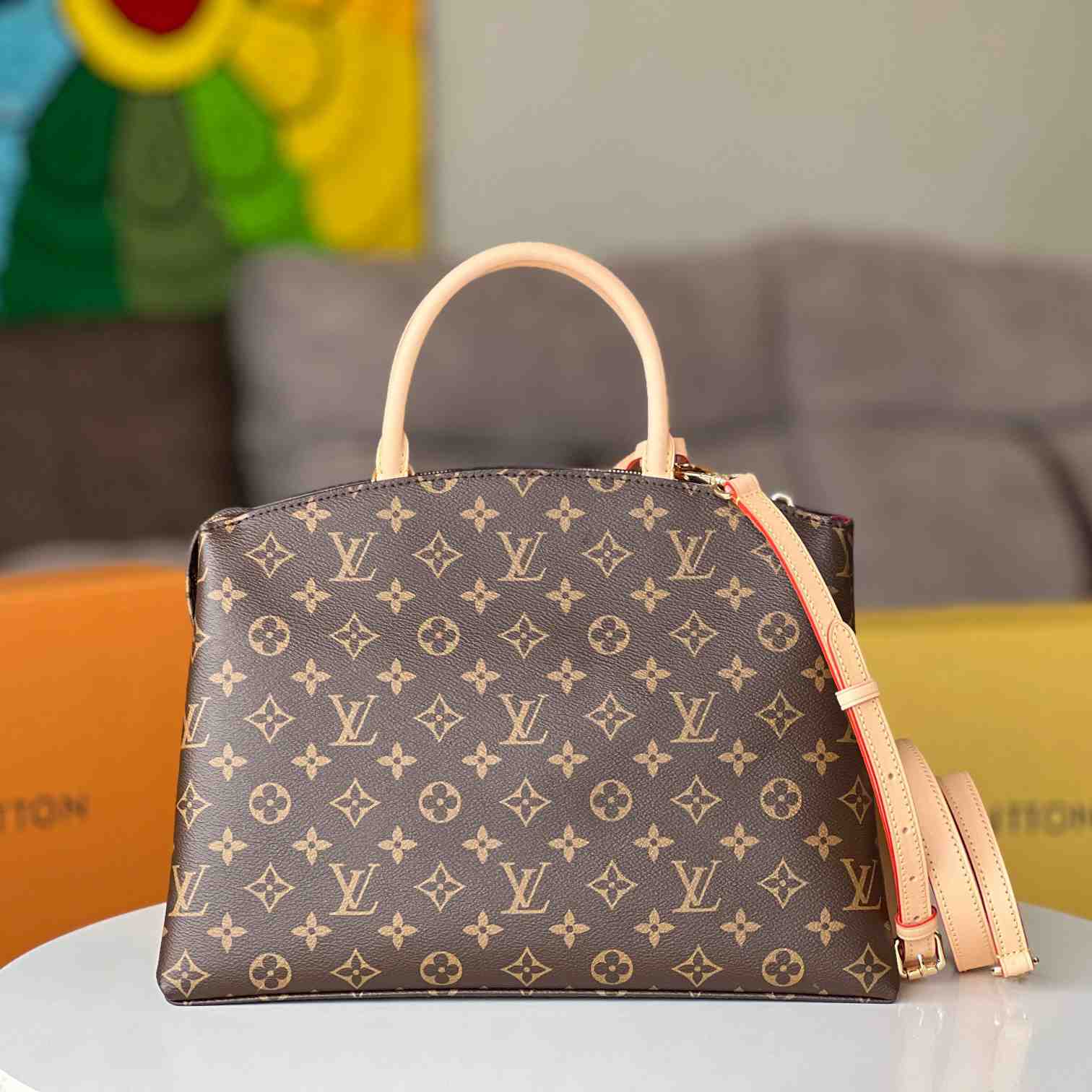 Louis Vuitton Grand Palais (34 x 24 x 15cm) - DesignerGu