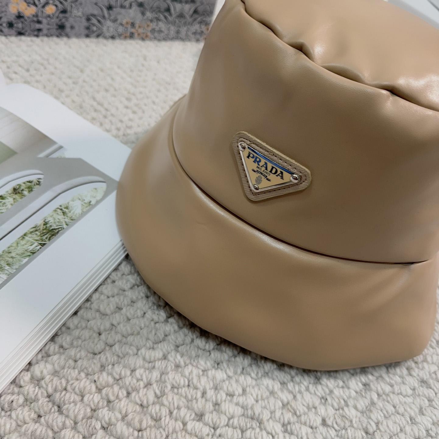 Prada Enamelled-logo Leather Bucket Hat - DesignerGu