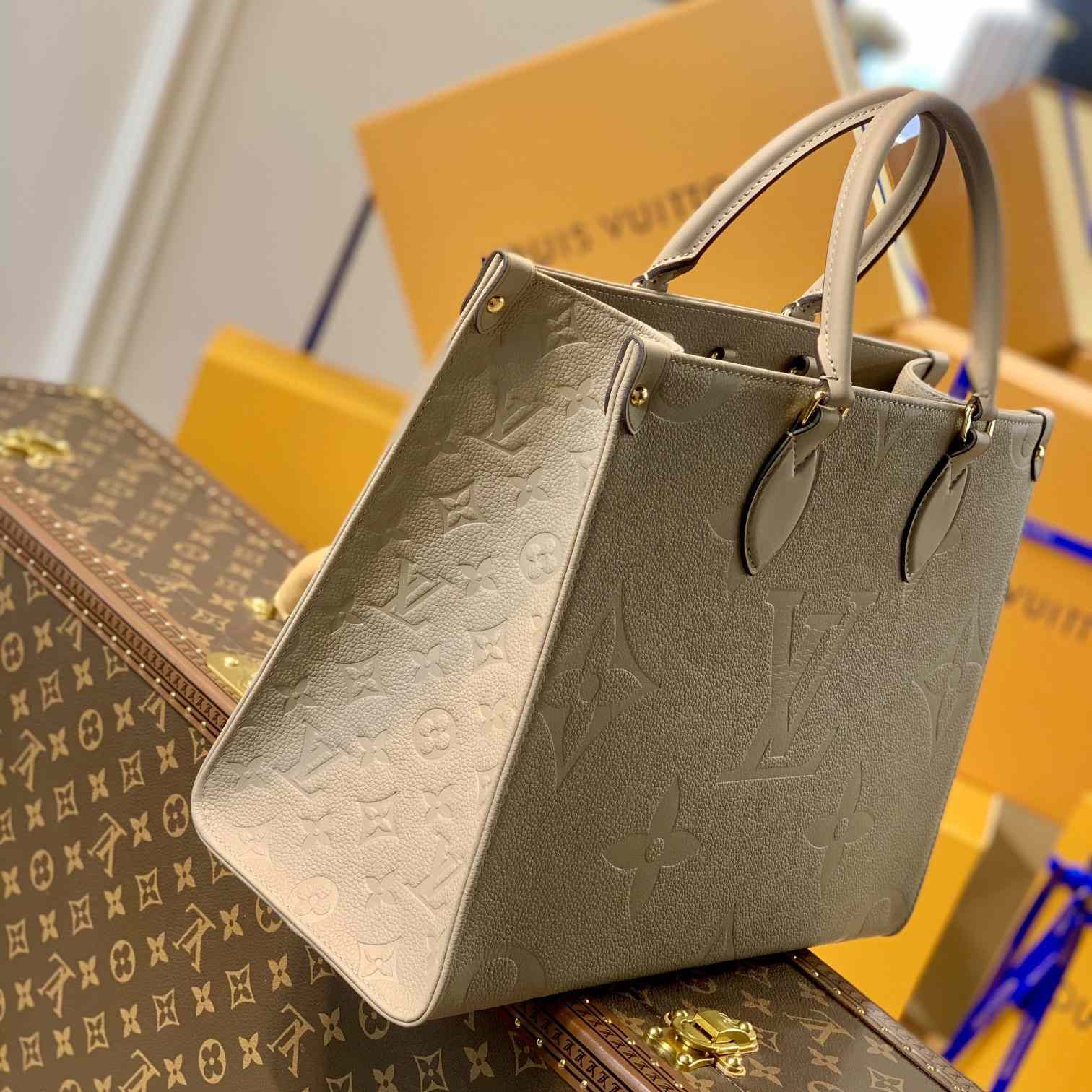 Louis Vuitton Onthego MM      M45607 - DesignerGu